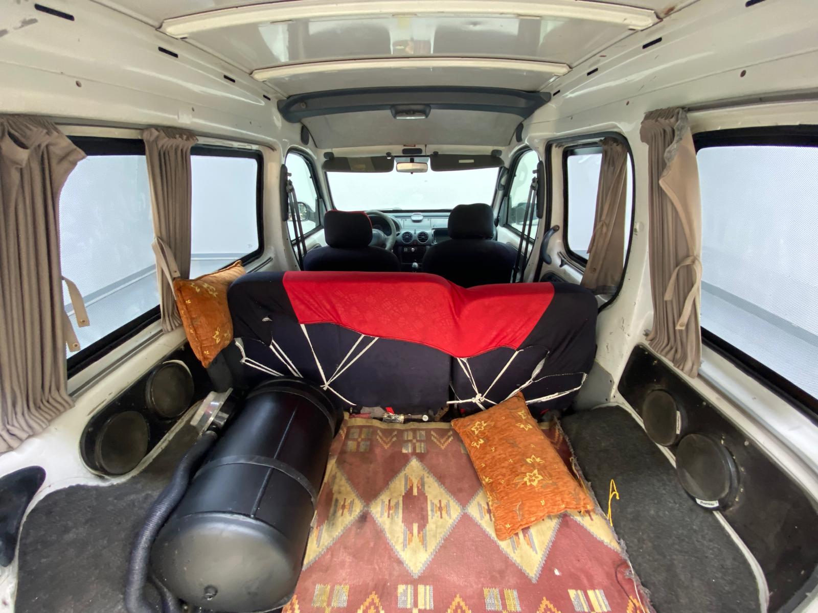RENAULT KANGOO 24